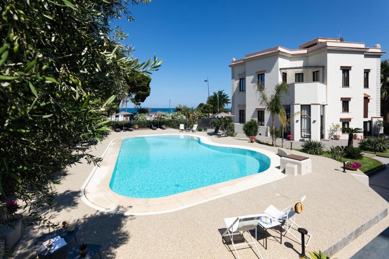 Villa Masetta - Luxury Suites Палермо Экстерьер фото